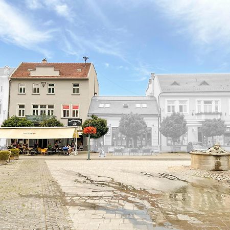 Apartman Vita Deluxe Trenčín Exteriör bild