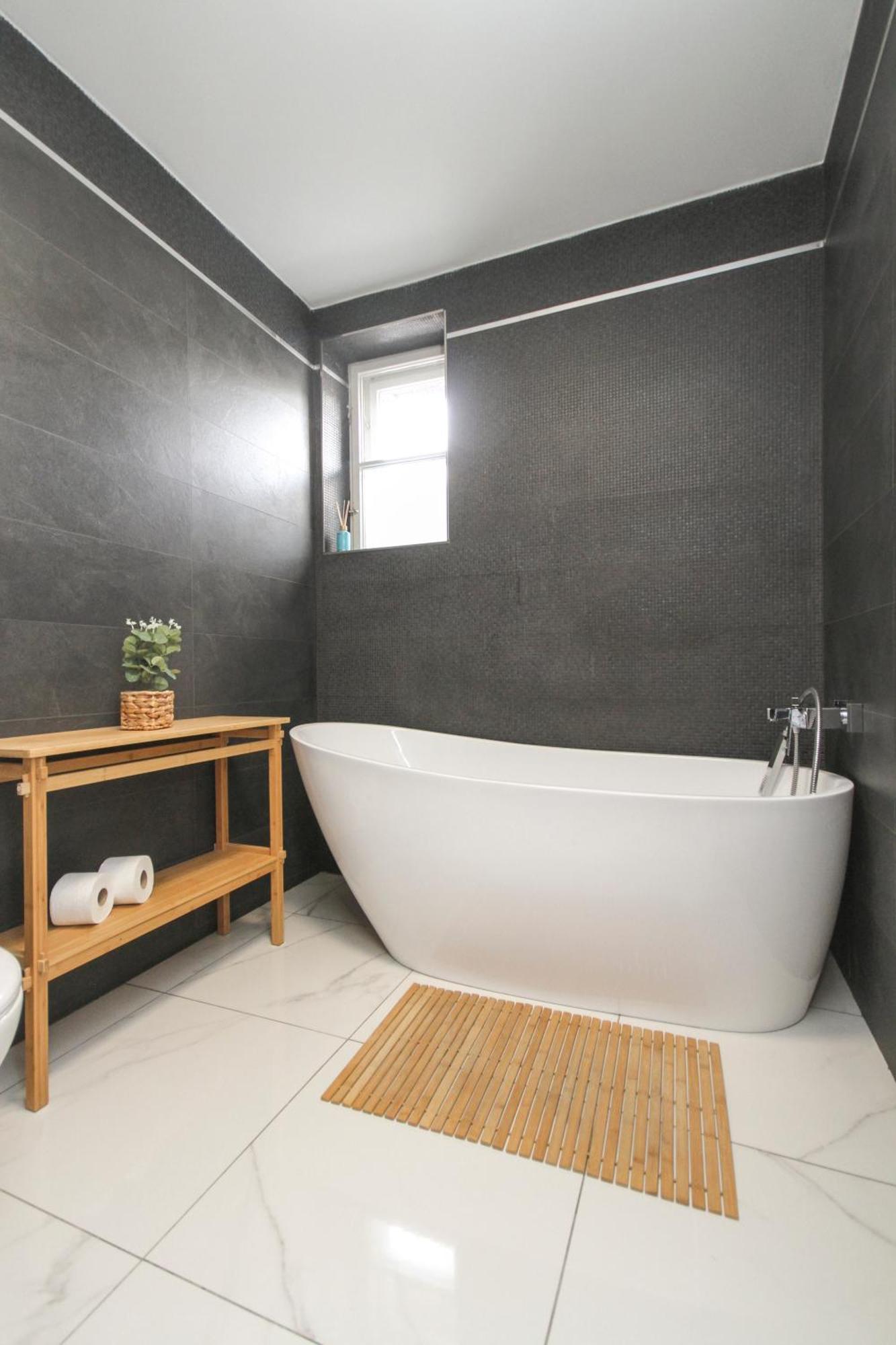 Apartman Vita Deluxe Trenčín Exteriör bild