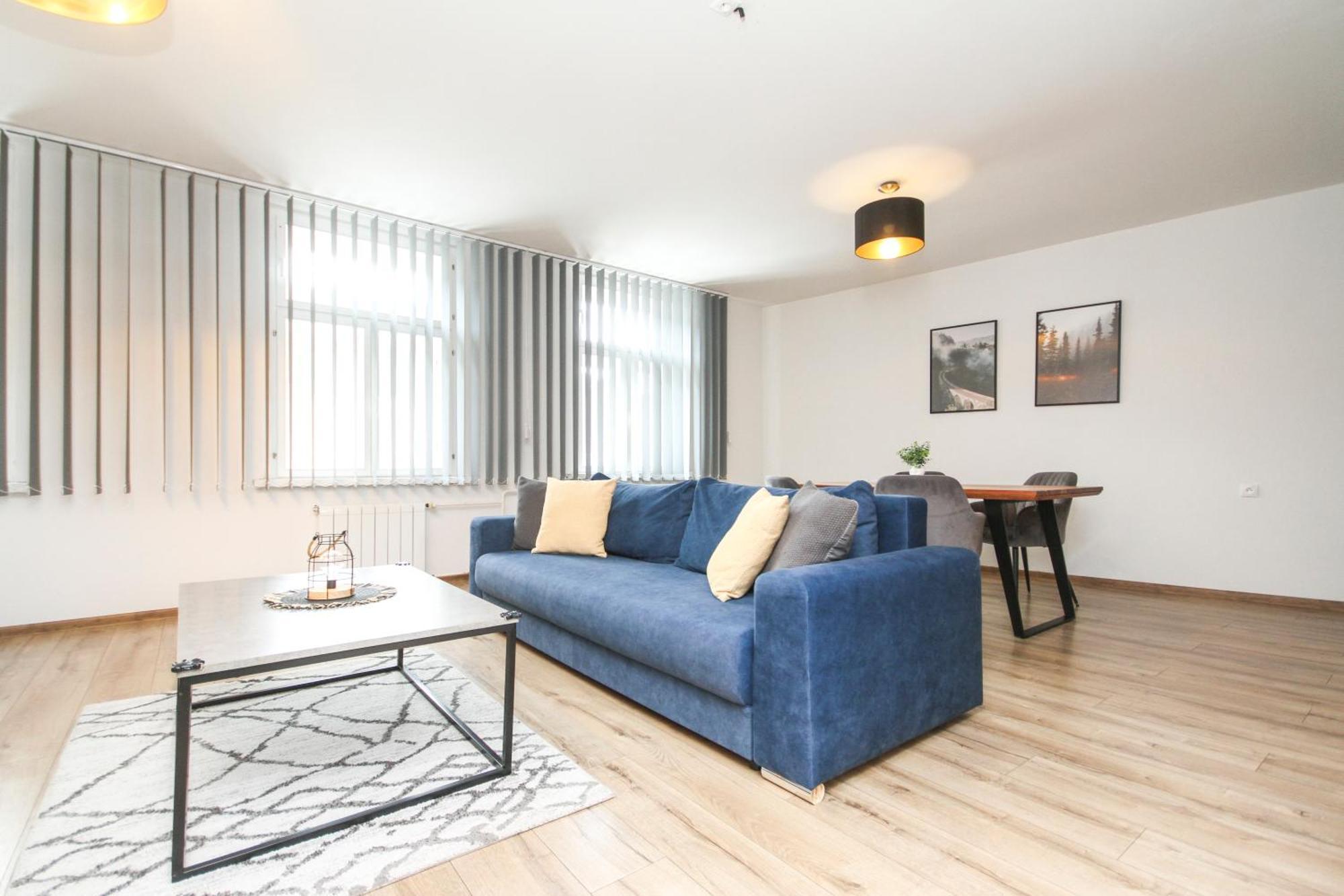 Apartman Vita Deluxe Trenčín Exteriör bild