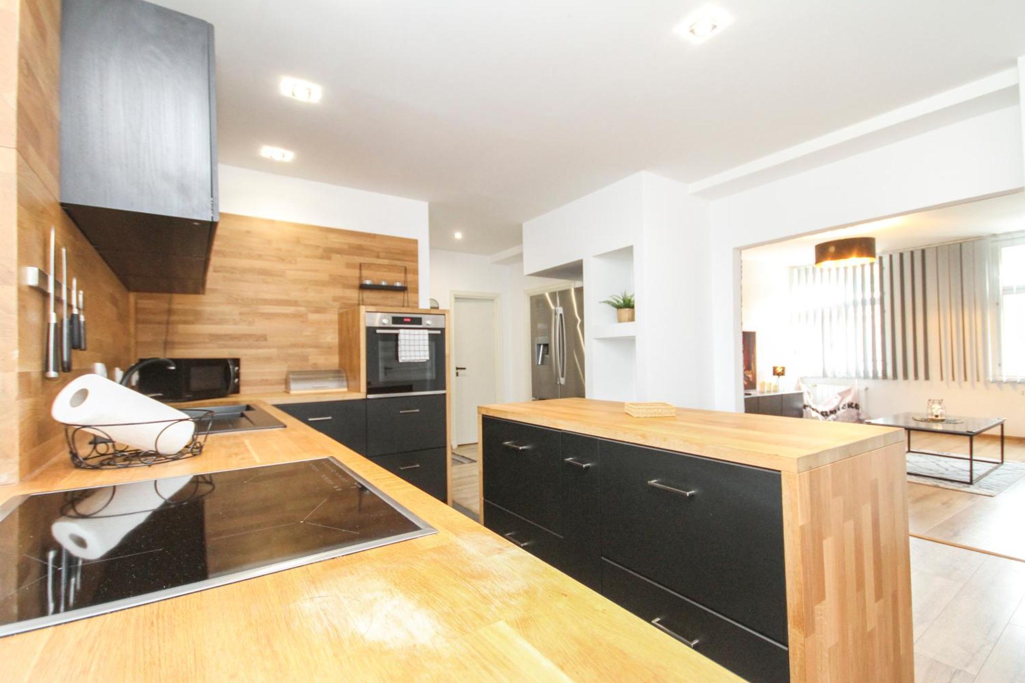 Apartman Vita Deluxe Trenčín Exteriör bild